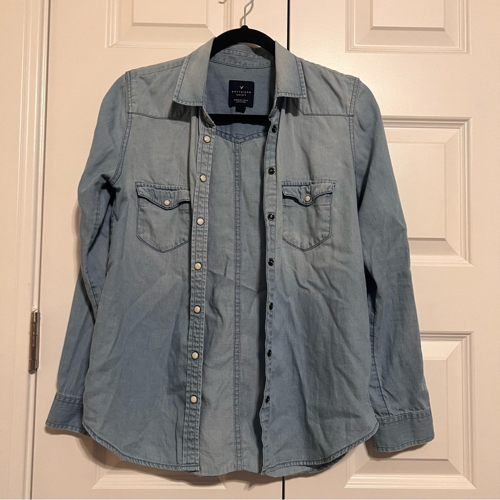 American Eagle Outfitters Blue Denim Casual Shirt